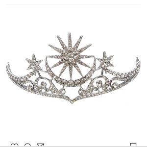 Crown/tiara